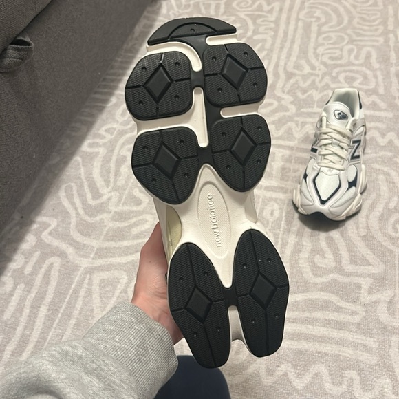 New Balance 9060 New - Picture 4 of 4